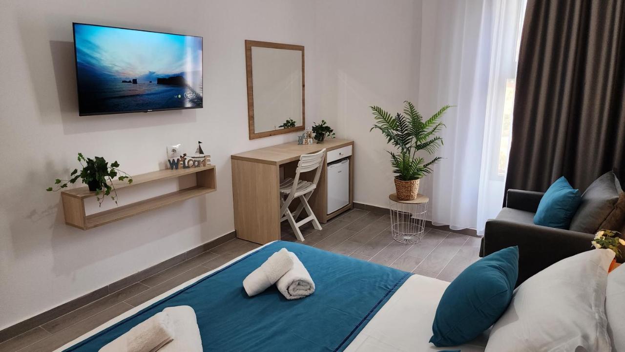 Solar Rooms And Apartments Himara Kültér fotó